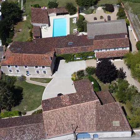 老酒厂度假屋 度假居 Segonzac (Charente)
